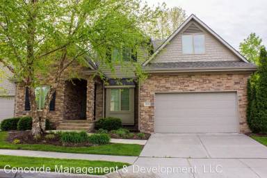 Main picture of 7870 Viburnum Dr