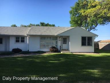 Main picture of 328 Holcomb St