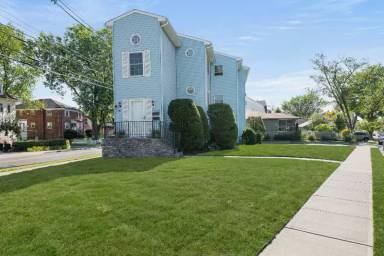 Main picture of 59 Burnett Ave
