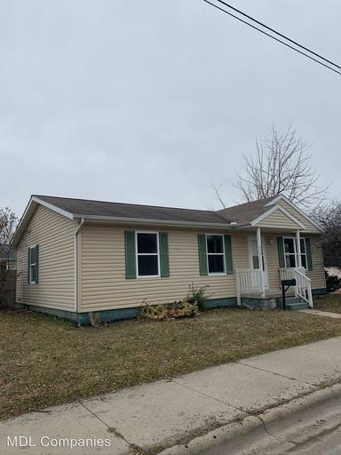 Main picture of 800 3rd St