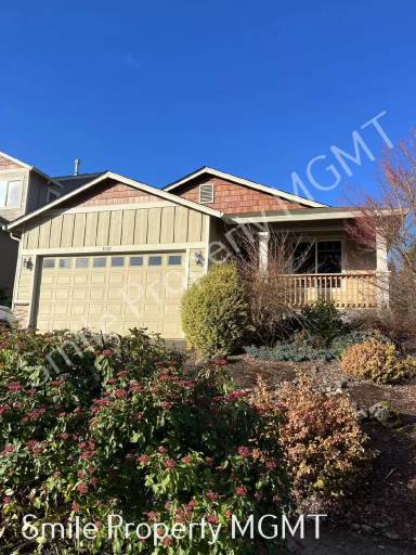 Main picture of 5127 Andresen St SE