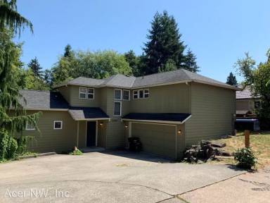 Main picture of 12308 35th Ave NE