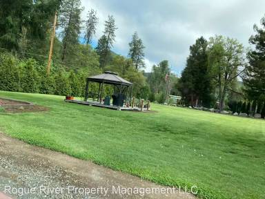 Main picture of 2095 Rogue River Highway - 20