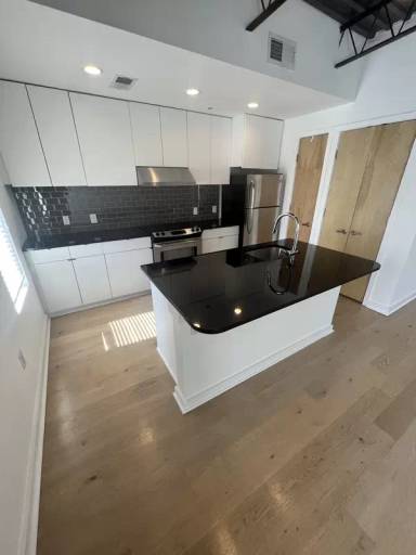 Main picture of 418 N 25th St