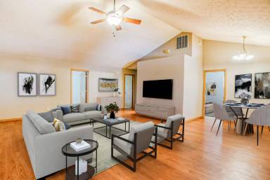 Main picture of 2204 State Road 26 W