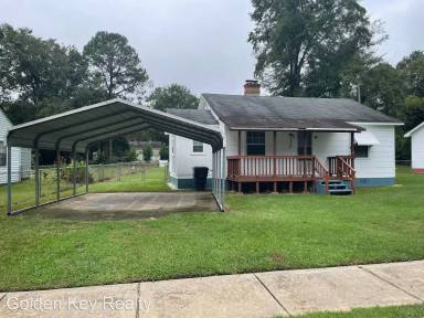 Main picture of 408 McArthur Blvd