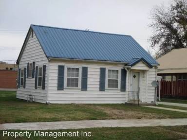 Main picture of 1412 W 5th St