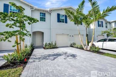 Main picture of 4333 Hammock Grove Dr