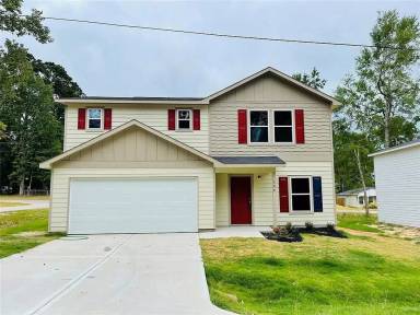 Main picture of 584 Cedar Point Dr