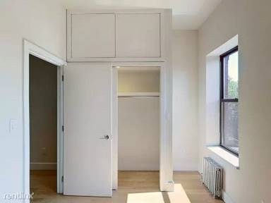 Main picture of 15 Stanton St