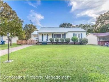 Main picture of 5330 Pinelawn Ave