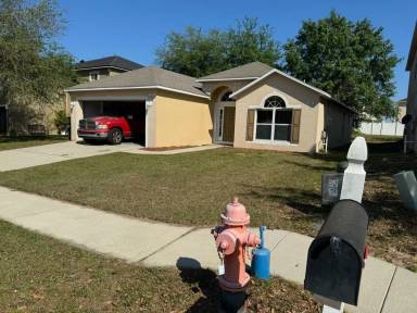 Main picture of 264 Jocelyn Dr