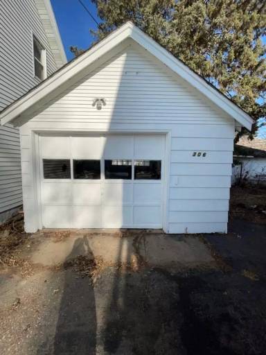 Main picture of 306 Humboldt Ave