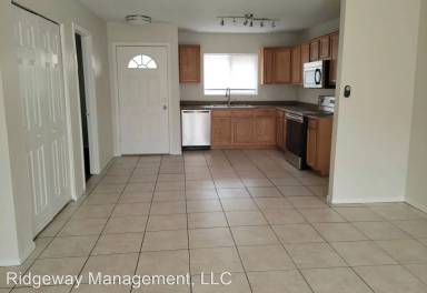 Main picture of 3050 N 24th Ln Apartments