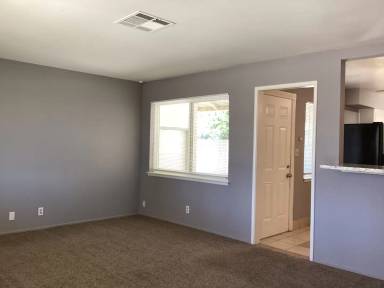Main picture of 4143 N Warren Ave