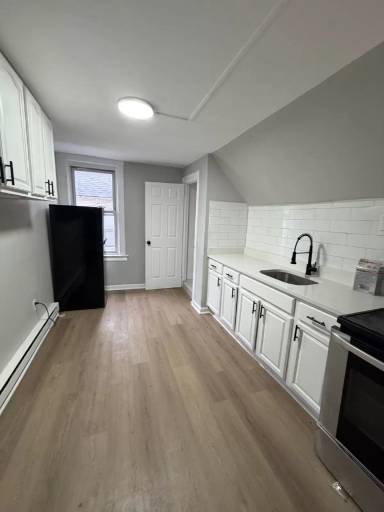 Main picture of 19 N 18th St