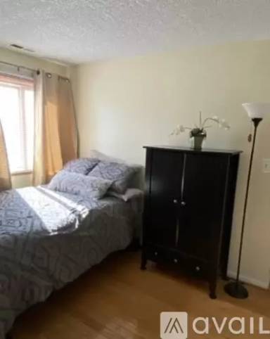 Main picture of 1012 Ravens Crest Dr