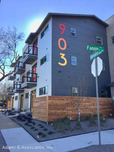 Main picture of 903 Fannin St