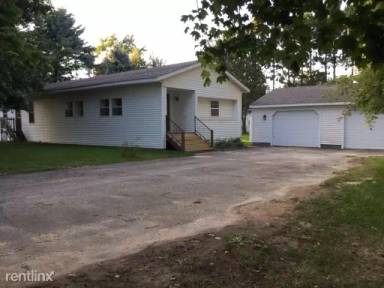 Main picture of 131 N 7th St