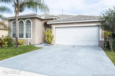 Main picture of 2117 NW 142nd Way