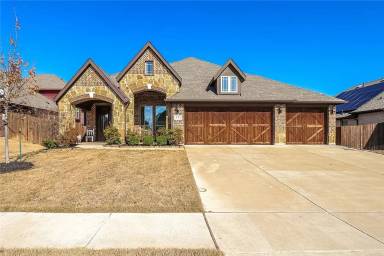 Main picture of 531 Harvest Grove Dr