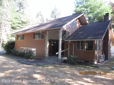 Main picture of 520 152nd St E