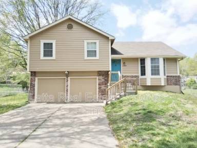 Main picture of 15506 Ann Ave