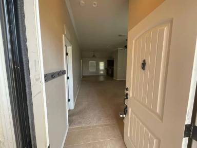 Main picture of 700 Apple Tree Ln