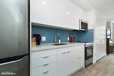 Main picture of Boathouse Apartments