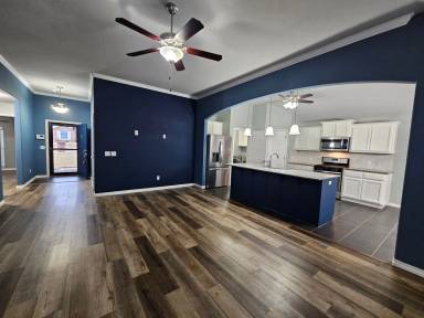 Main picture of 3806 Mistwood Pl