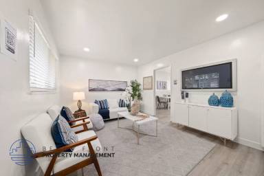 Main picture of 870-899 S Philadelphia St