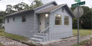 Main picture of 350 Maple St