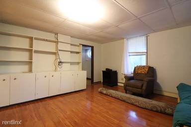 Main picture of 108 University Rd