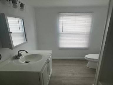Main picture of 250 Seneca Street - 1