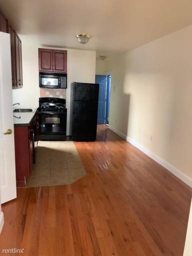 Main picture of 399 Avenue C