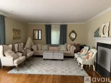 Main picture of 120 Latham St