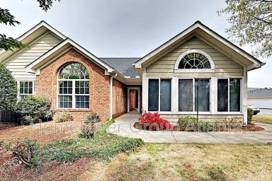 Main picture of 2229 Orchard Pl