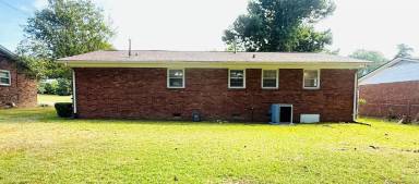 Main picture of 718 Dwain Dr