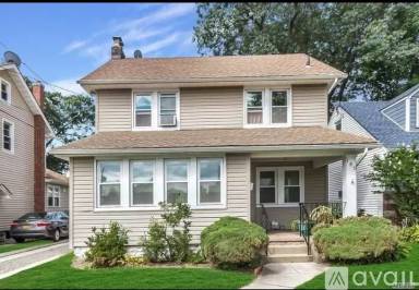 Main picture of 125 Charles St