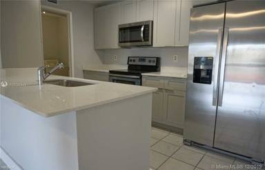 Main picture of 8873 Fontainebleau Blvd