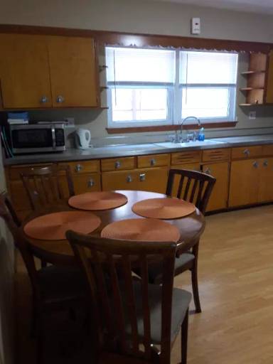 Main picture of 3957 N Pontiac Ave