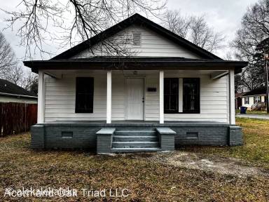 Main picture of 810 Oakley St