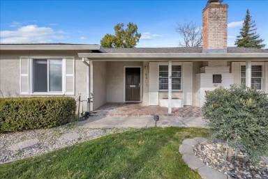 Main picture of 4409 Ravenwood Ave
