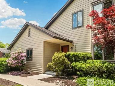 Main picture of 43 Parchment Dr