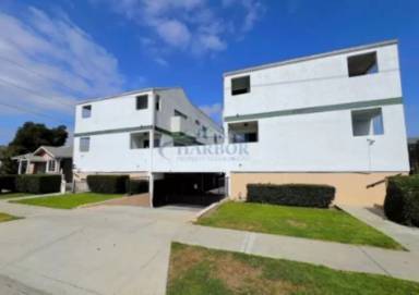 Main picture of 4567 West 159th Street