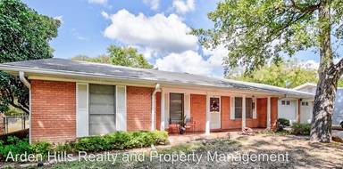 Main picture of 1015 Donna Kay Dr
