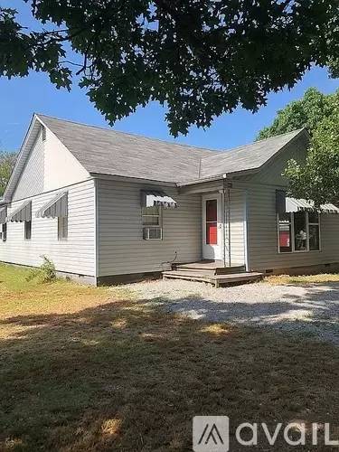 Main picture of 461 Buckner Ave