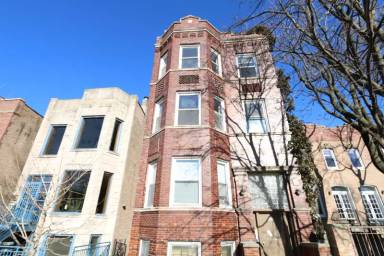 Main picture of 835 S Laflin St