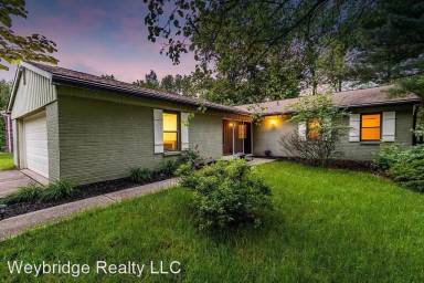 Main picture of 190 Brushwood Dr