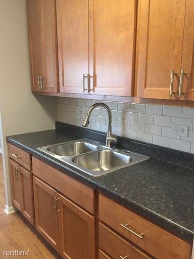 Main picture of 663 W Grace St